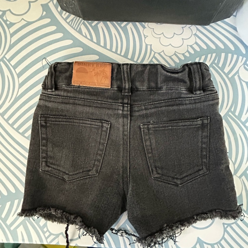 Binky bro Waco black Jean shorts